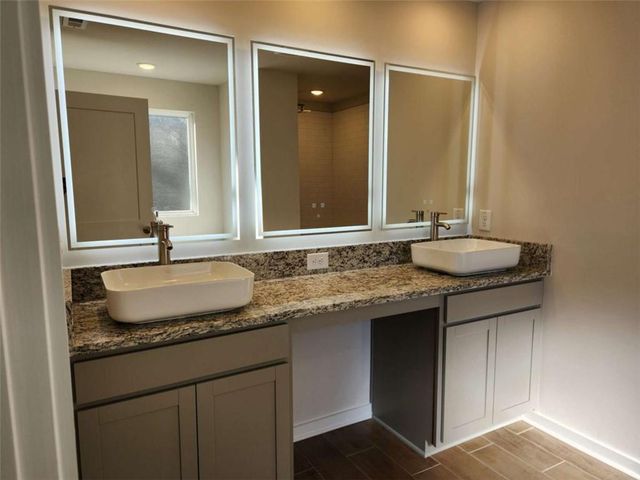 208 Crabapple Street, Mcdonough, GA 30253