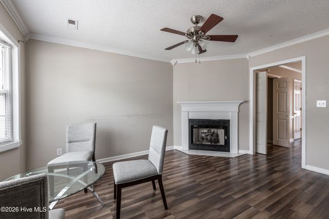 3923 S Sterling Pointe Drive Mm9, Winterville, NC 28590