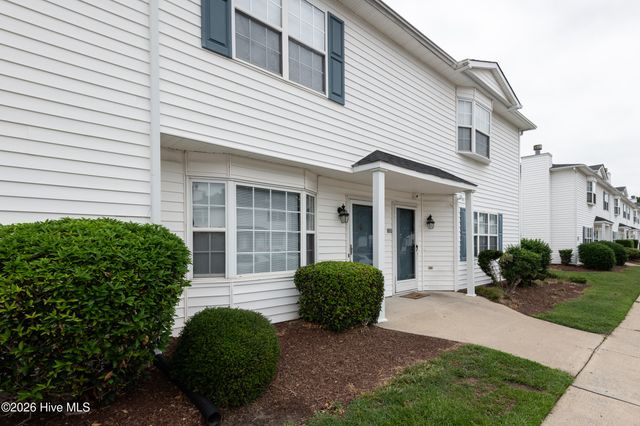 3923 S Sterling Pointe Drive Mm9, Winterville, NC 28590