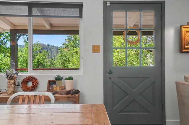 16308 Emigrant Rd, Volcano, CA 95689