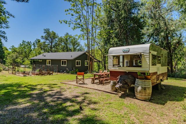 16308 Emigrant Rd, Volcano, CA 95689