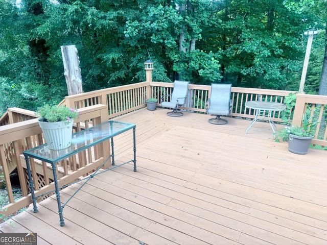 345 WINCHESTER Way, Woodstock, GA 30188