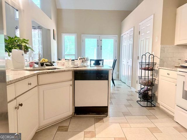 345 WINCHESTER Way, Woodstock, GA 30188