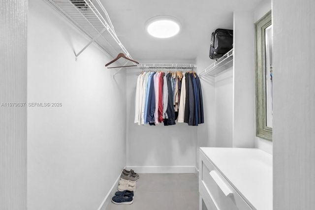 860 NE 78th St 207, Miami, FL 33138