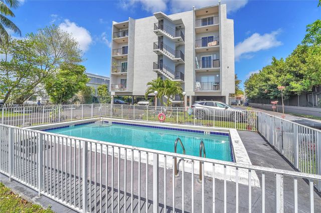 860 NE 78th St 207, Miami, FL 33138