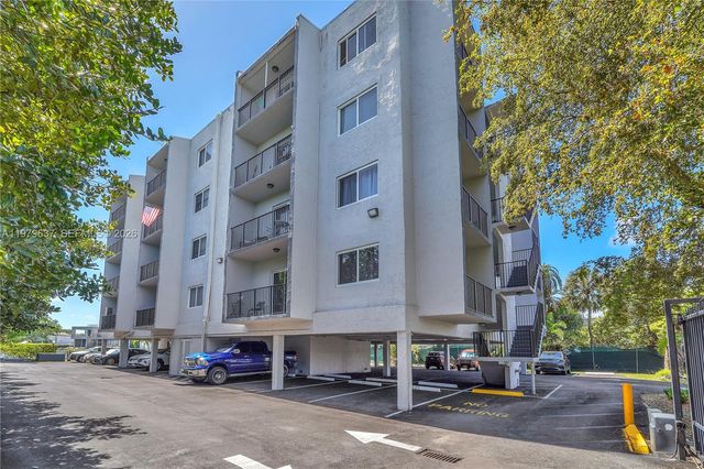 860 NE 78th St 207, Miami, FL 33138