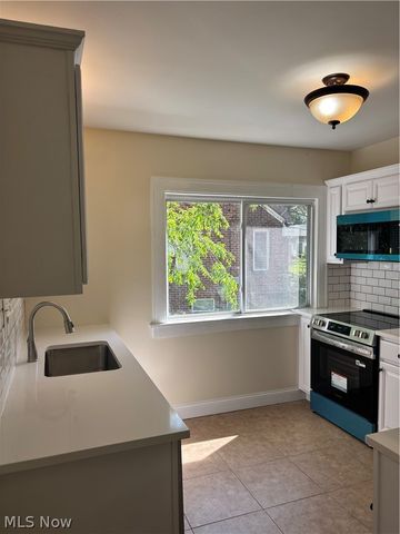 3906 Brookside Boulevard, Cleveland, OH 44111