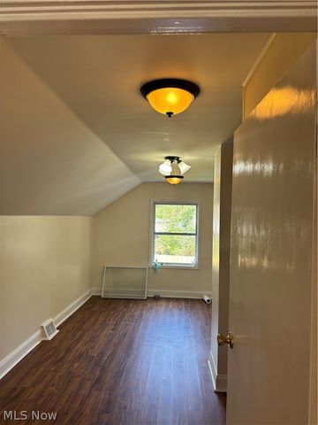 3906 Brookside Boulevard, Cleveland, OH 44111