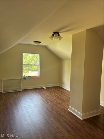 3906 Brookside Boulevard, Cleveland, OH 44111