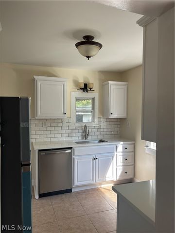 3906 Brookside Boulevard, Cleveland, OH 44111