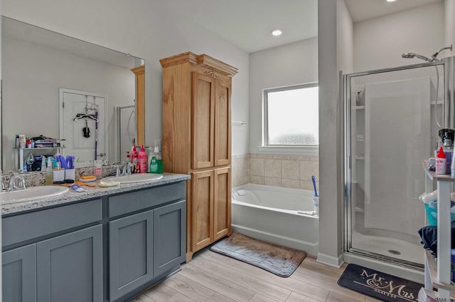 21416 Field Glen Dr, Zachary, LA 70791