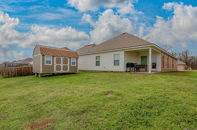 21416 Field Glen Dr, Zachary, LA 70791