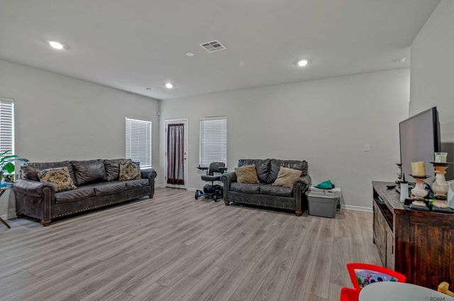 21416 Field Glen Dr, Zachary, LA 70791