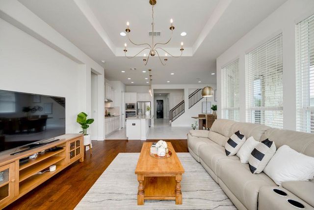7107 Calpe DR, Austin, TX 78739
