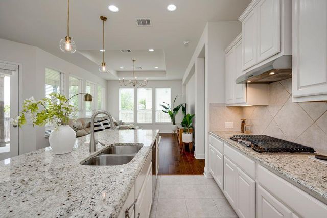 7107 Calpe DR, Austin, TX 78739