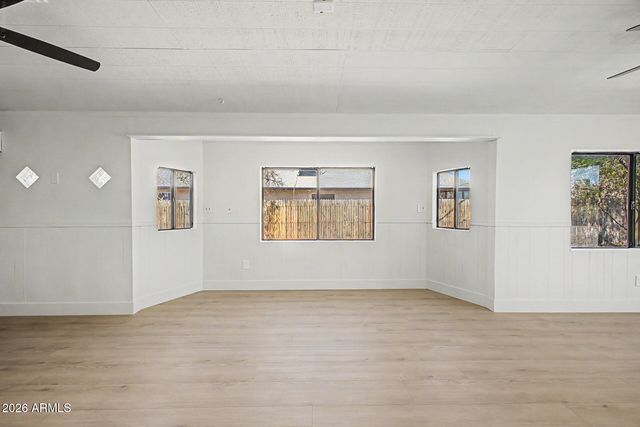 562 E HONDO Avenue, Apache Junction, AZ 85119