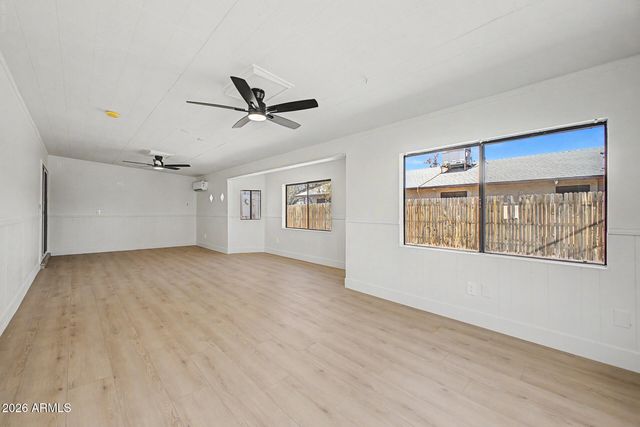 562 E HONDO Avenue, Apache Junction, AZ 85119