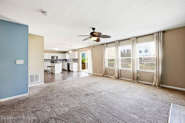 6061 Edgemont Way, Shelbyville, KY 40065