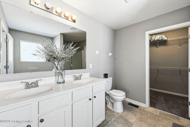 6061 Edgemont Way, Shelbyville, KY 40065