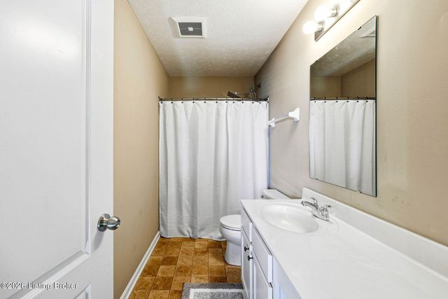 6061 Edgemont Way, Shelbyville, KY 40065