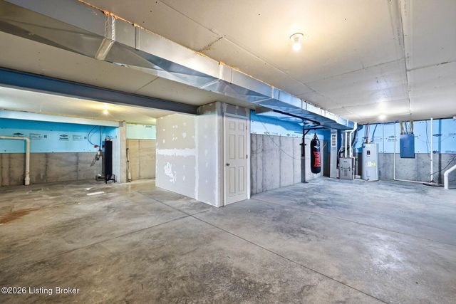 6061 Edgemont Way, Shelbyville, KY 40065