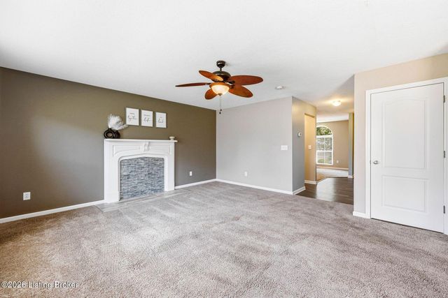 6061 Edgemont Way, Shelbyville, KY 40065