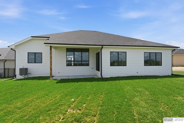 16718 Mormon Street, Bennington, NE 68007