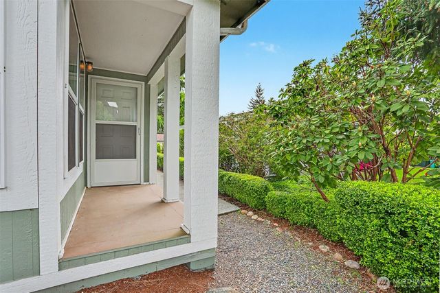 905 243rd Street SW, Bothell, WA 98021