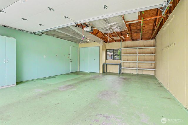 905 243rd Street SW, Bothell, WA 98021
