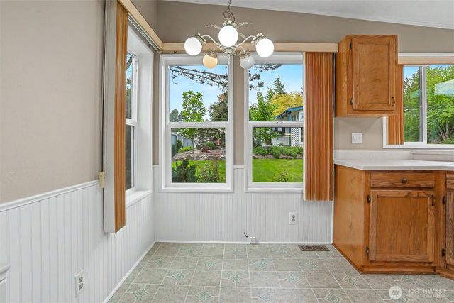 905 243rd Street SW, Bothell, WA 98021