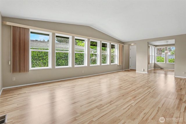 905 243rd Street SW, Bothell, WA 98021