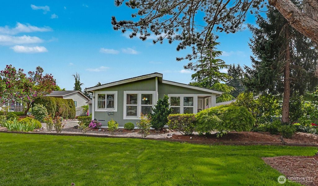 905 243rd Street SW, Bothell, WA 98021