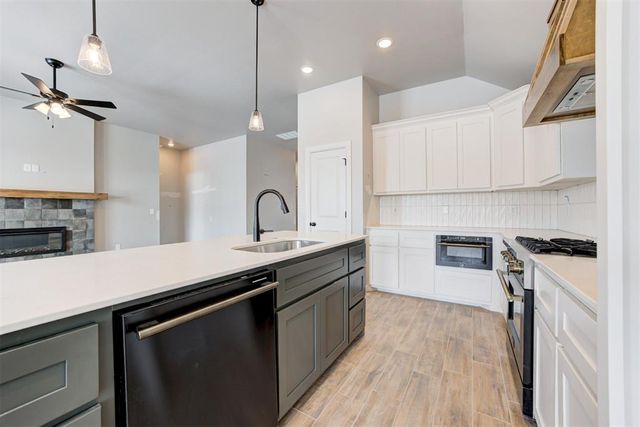 12429 Dolche Vita Drive, Oklahoma City, OK 73099