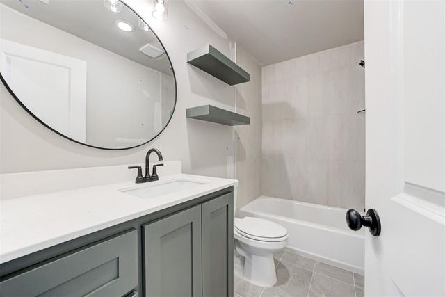 12429 Dolche Vita Drive, Oklahoma City, OK 73099