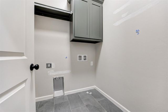 12429 Dolche Vita Drive, Oklahoma City, OK 73099