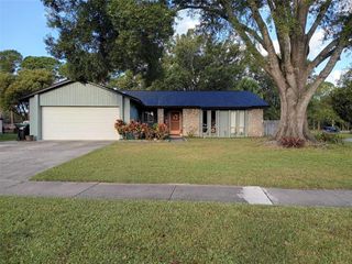 10700 GARDENWOOD ROAD, Orlando, FL 32837
