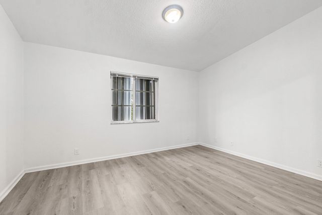 1859 NE 5th Street, Boynton Beach, FL 33435