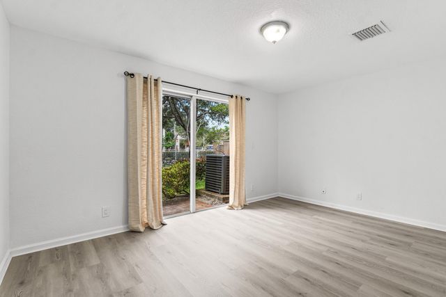 1859 NE 5th Street, Boynton Beach, FL 33435