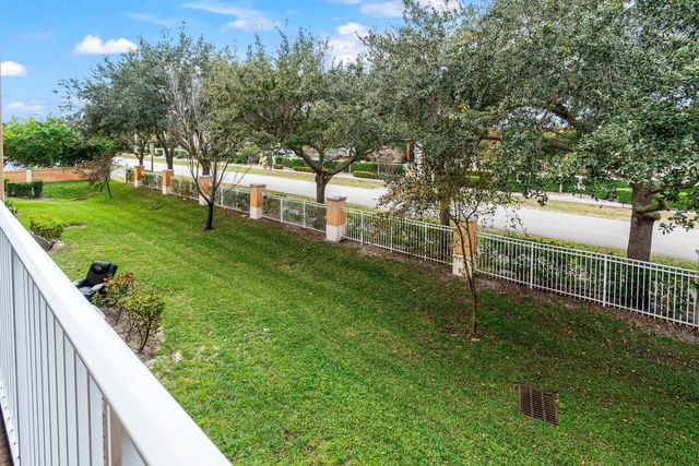 1859 NE 5th Street, Boynton Beach, FL 33435