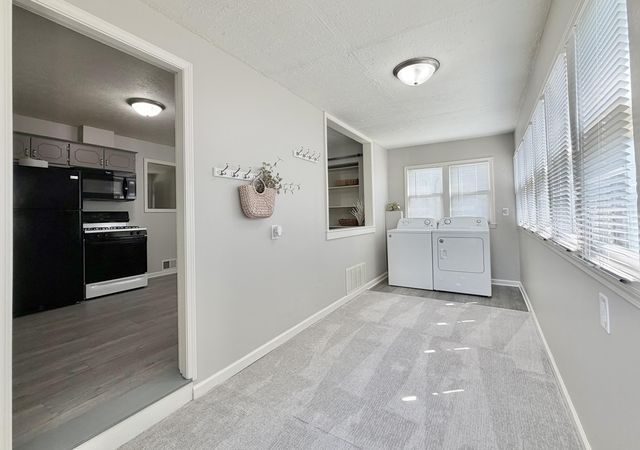 1206 N 20TH Street, Council Bluffs, IA 51501