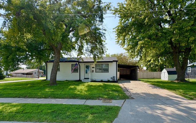 1206 N 20TH Street, Council Bluffs, IA 51501