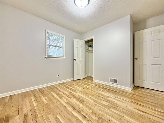 1206 N 20TH Street, Council Bluffs, IA 51501
