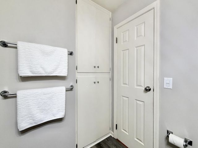 1206 N 20TH Street, Council Bluffs, IA 51501