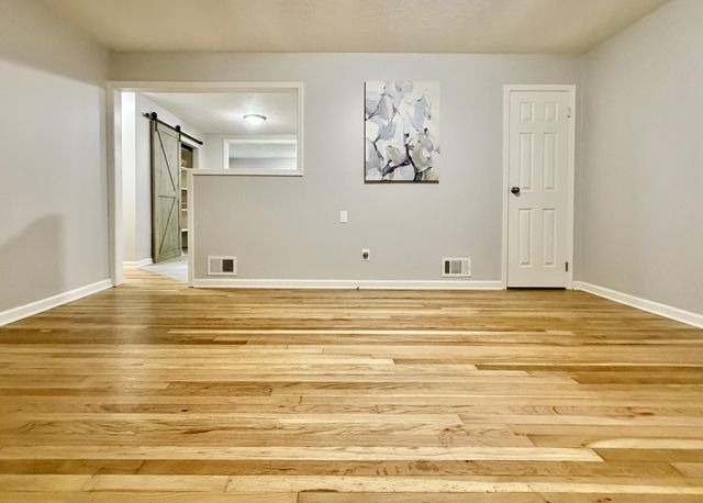 1206 N 20TH Street, Council Bluffs, IA 51501