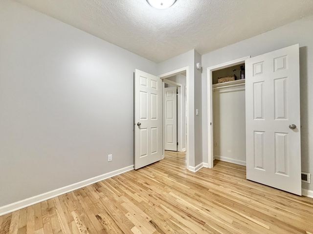 1206 N 20TH Street, Council Bluffs, IA 51501