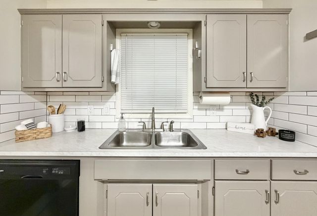 1206 N 20TH Street, Council Bluffs, IA 51501