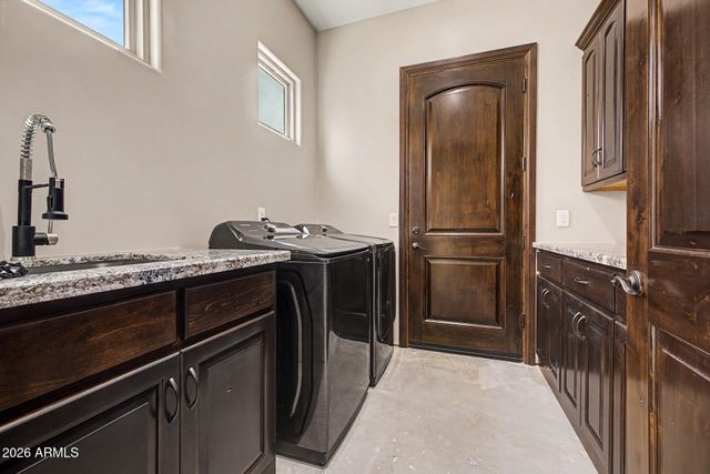 11853 W CRUISER Lane, Casa Grande, AZ 85194
