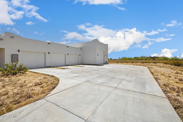 11853 W CRUISER Lane, Casa Grande, AZ 85194