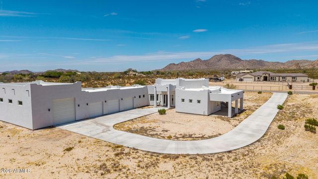 11853 W CRUISER Lane, Casa Grande, AZ 85194