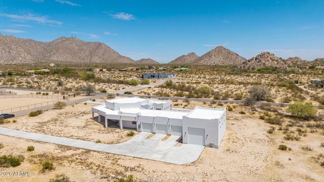 11853 W CRUISER Lane, Casa Grande, AZ 85194